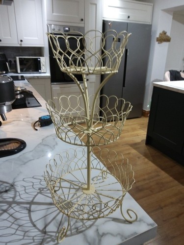 Vintage cream tier wire cake - 3,
