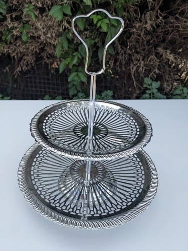Vintage two tier metal cake - tier,